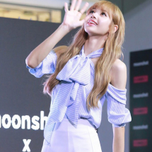 Lisa Set 001