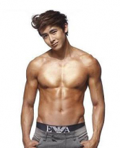 Nichkhun-2