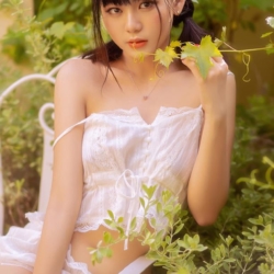 Nhu Khanh Huynh Set (9)