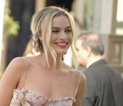 margotrobbie-15