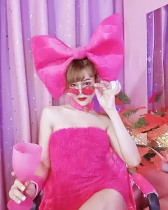 AnyaveeSeenoi23