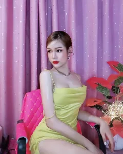 AnyaveeSeenoi28