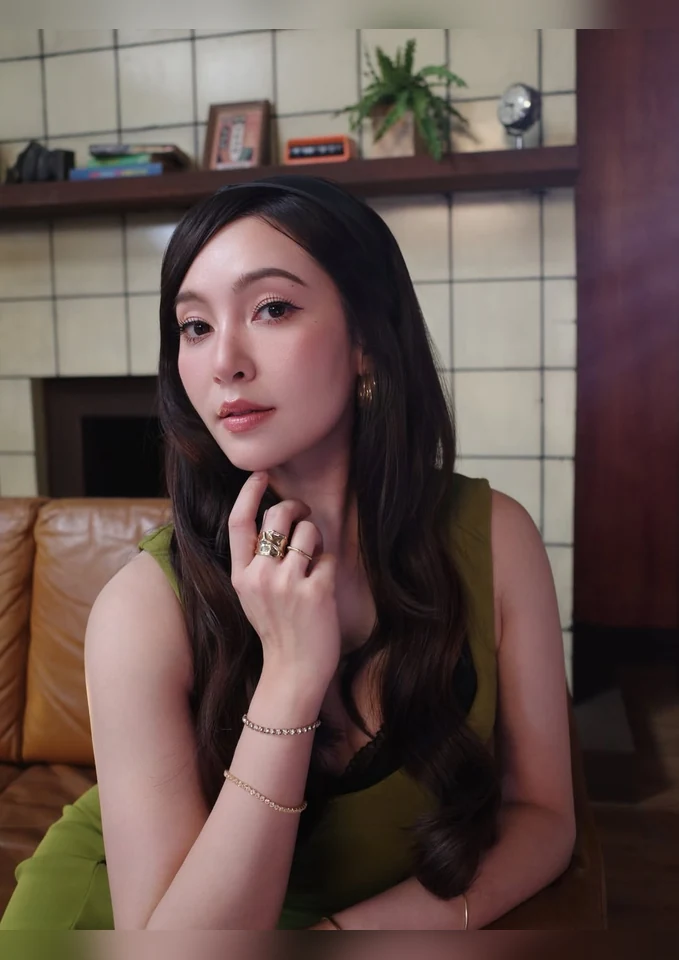 ภาพบุคคลและผลงาน รูปที่ 7