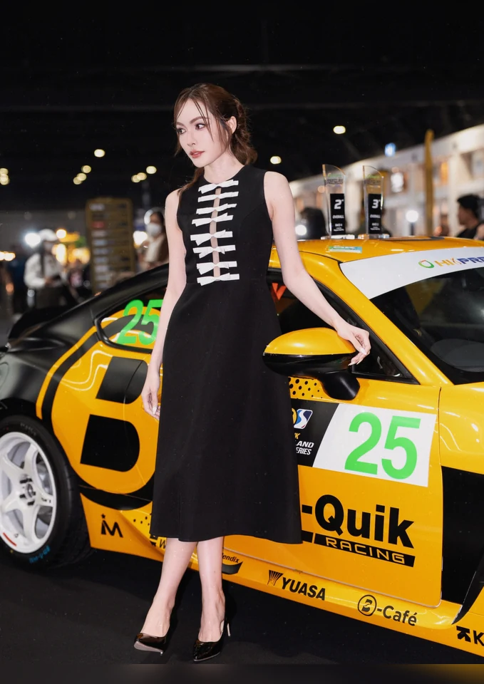 ภาพบุคคลและผลงาน รูปที่ 5