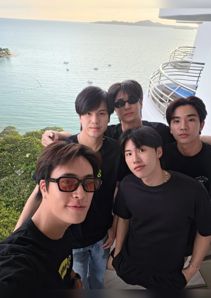 ภาพบุคคลและผลงาน รูปที่ 10