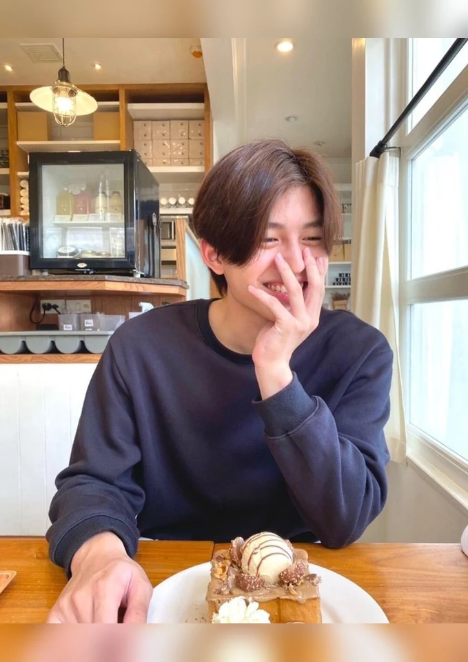 ภาพบุคคลและผลงาน รูปที่ 5
