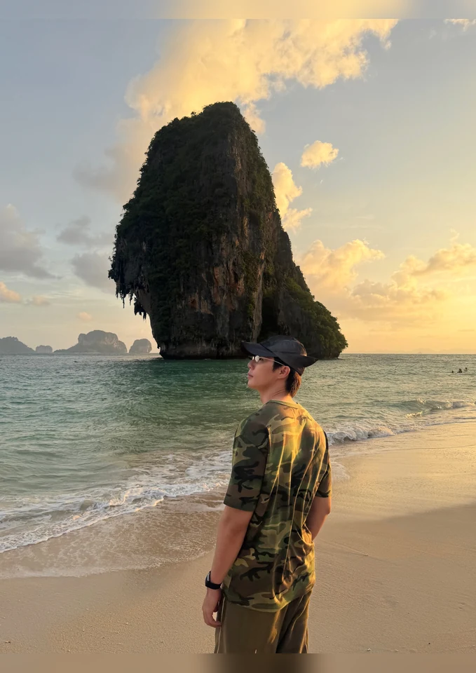 Zee Pruk รูปที่ 2