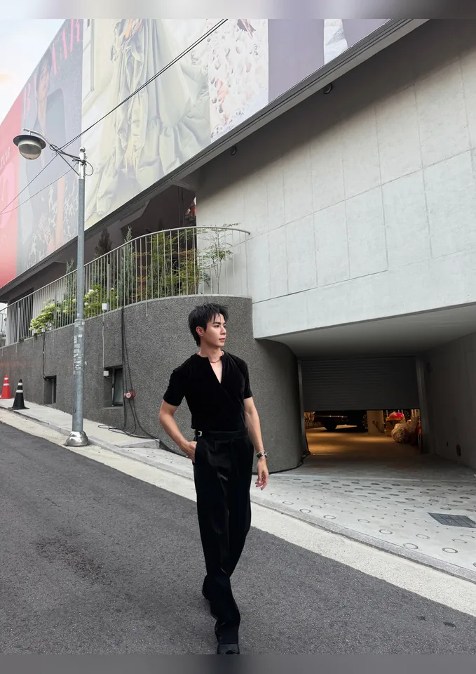 ภาพบุคคลและผลงาน รูปที่ 8