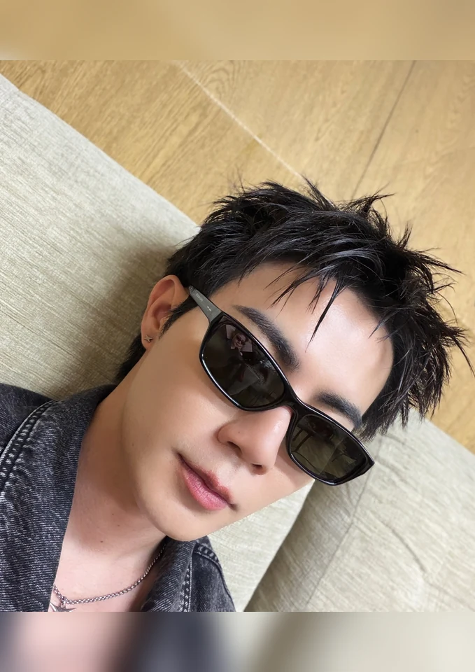 ภาพบุคคลและผลงาน รูปที่ 9