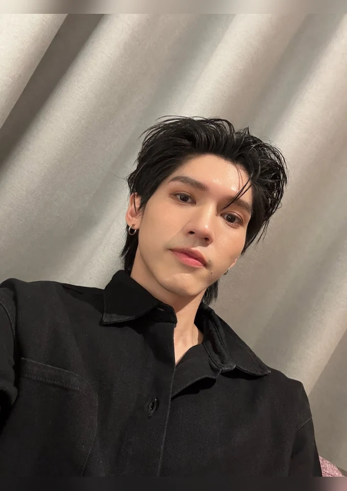 ภาพบุคคลและผลงาน รูปที่ 10