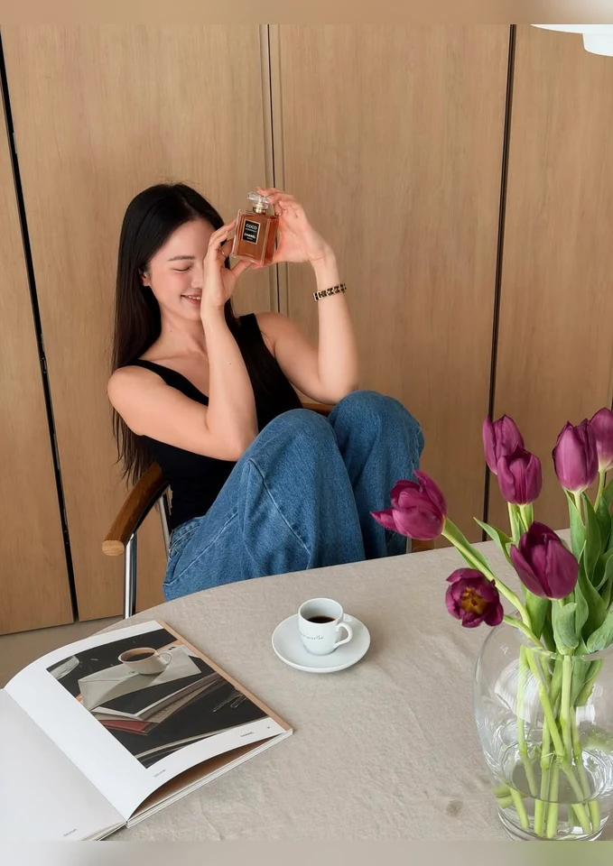 ภาพบุคคลและผลงาน รูปที่ 7