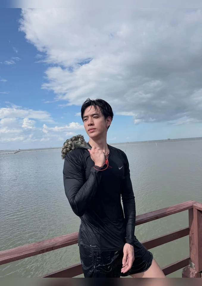 ภาพบุคคลและผลงาน รูปที่ 10