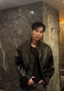 เฟิร์ส คณพันธ์ รูปจาก Instagram ทางการ 14