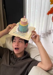 เฟิร์ส คณพันธ์ รูปจาก Instagram ทางการ 15