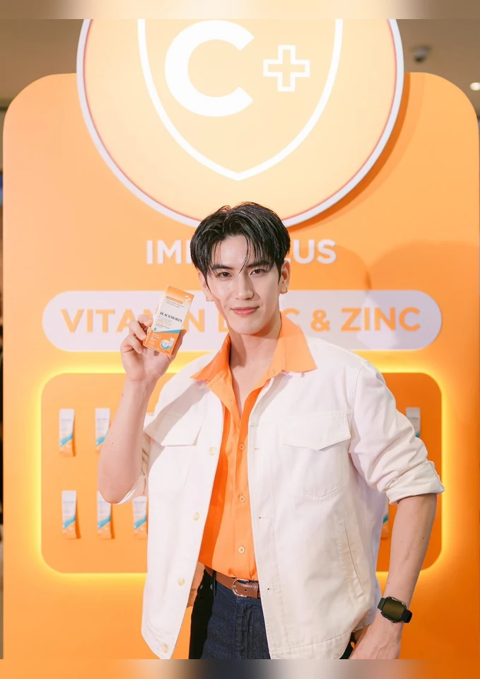 ภาพบุคคลและผลงาน รูปที่ 9